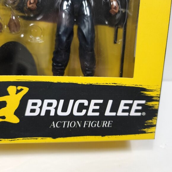 Diamond Select 80th Anniversary Bruce Lee Action Figure Collector Sealed NEW 7" - Picture 3 of 5